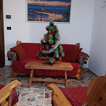 Grazioso Bilocale Merlino, Luminoso Con Vista Santuario, Wifi Giaveno Exterior foto
