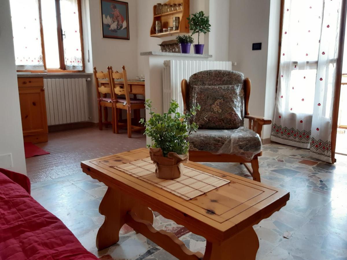 Grazioso Bilocale Merlino, Luminoso Con Vista Santuario, Wifi Giaveno Exterior foto