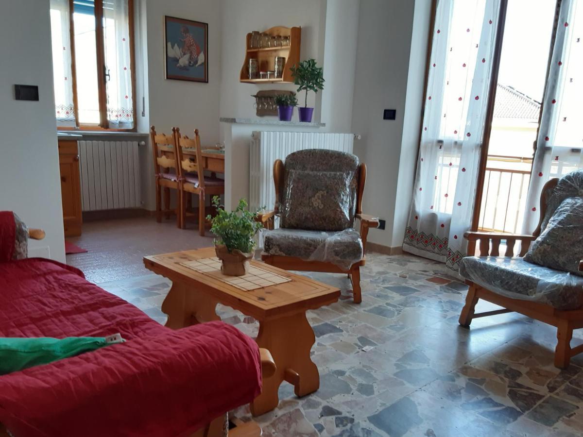 Grazioso Bilocale Merlino, Luminoso Con Vista Santuario, Wifi Giaveno Exterior foto
